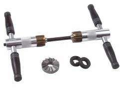 Super B TB-98150 Kit De Surfaçage/taraudage De Pédalier