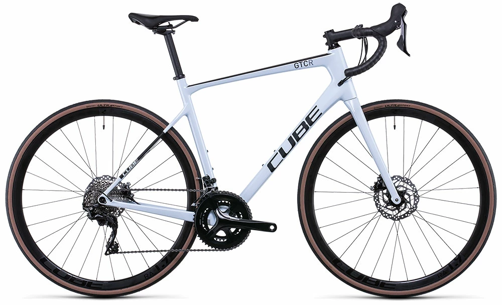 Cube Attain GTC Race Frostwhite´n´carbon